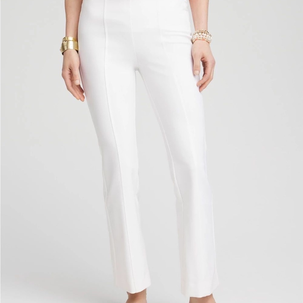 Chicos White Women's Slimming Straight leg Ankle Pants